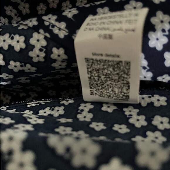 SHEIN Ditsy Floral Print Wrap Dress Blue New Size Large knee length boho - Picture 9 of 10